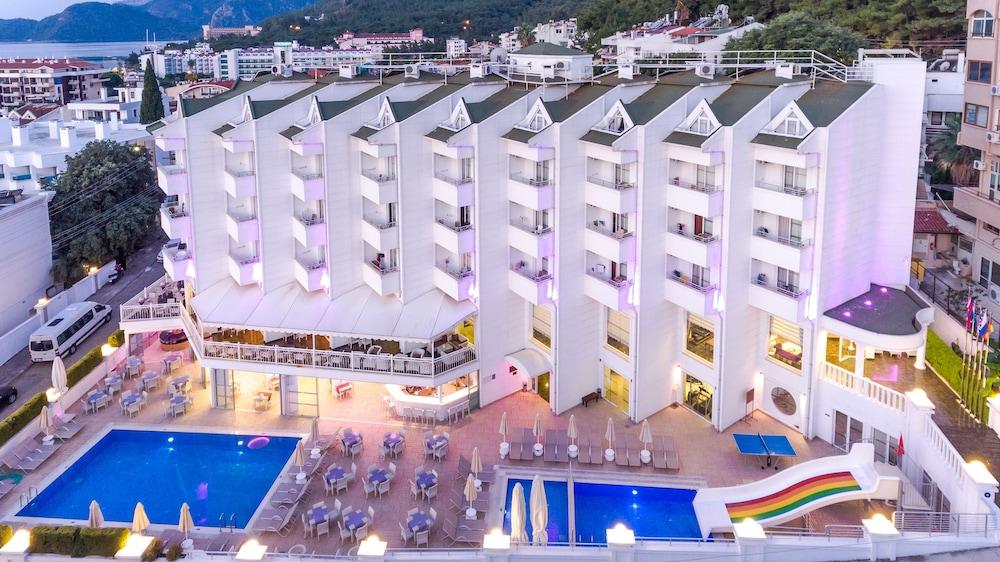 Ideal Piccolo - Adult Only Marmaris